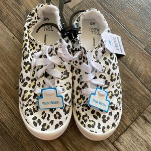 Brand New Cheetah Sneakers